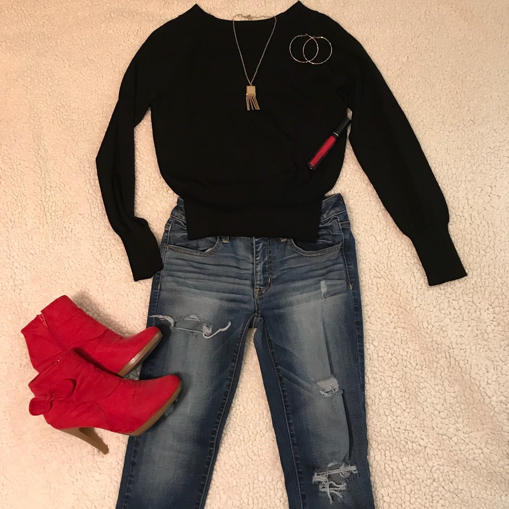 American Eagle distressed skinny jeans
